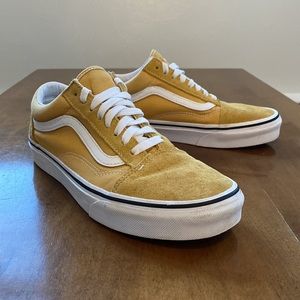 Vans Old Skool Shoe in Golden Yellow size 9W/7.5M